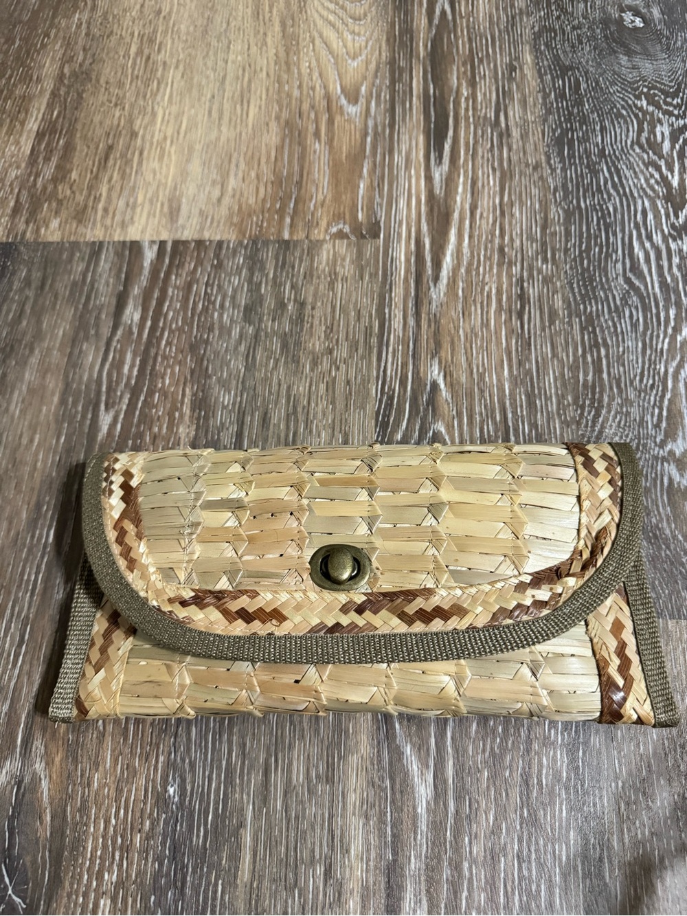 Woven Straw Clutch Wallet in Natural Tan